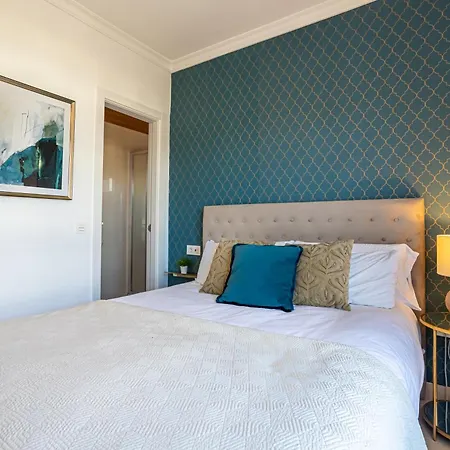 Penguina - 5 Bedroom - Hot Tub - Heated Pool * Playa Blanca (Lanzarote)