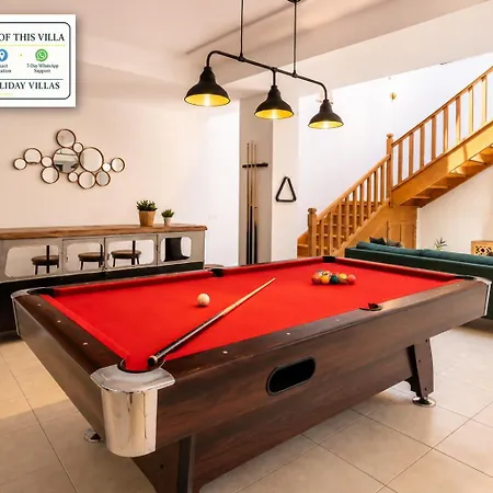 Penguina - 5 Bedroom - Hot Tub - Heated Pool Коста Бланка